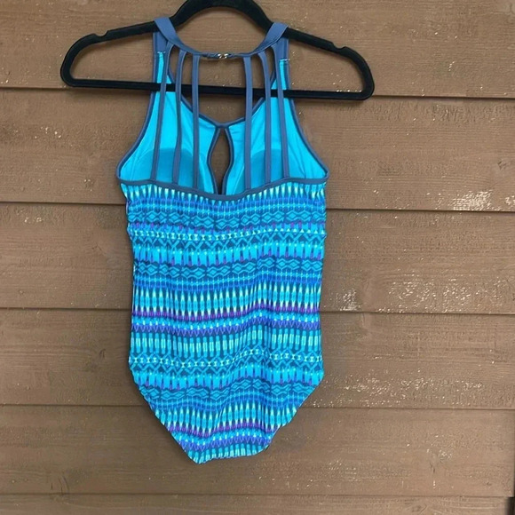 Free country turquoise high neck swimsuit, size medium - Picture 2 of 5